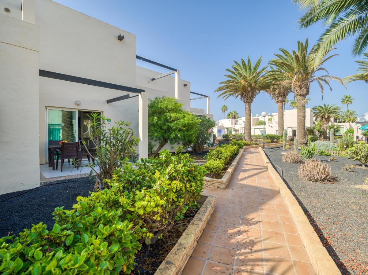 Homeforguest Moderno Apartamento Con Piscina En Corralejo Exterior foto
