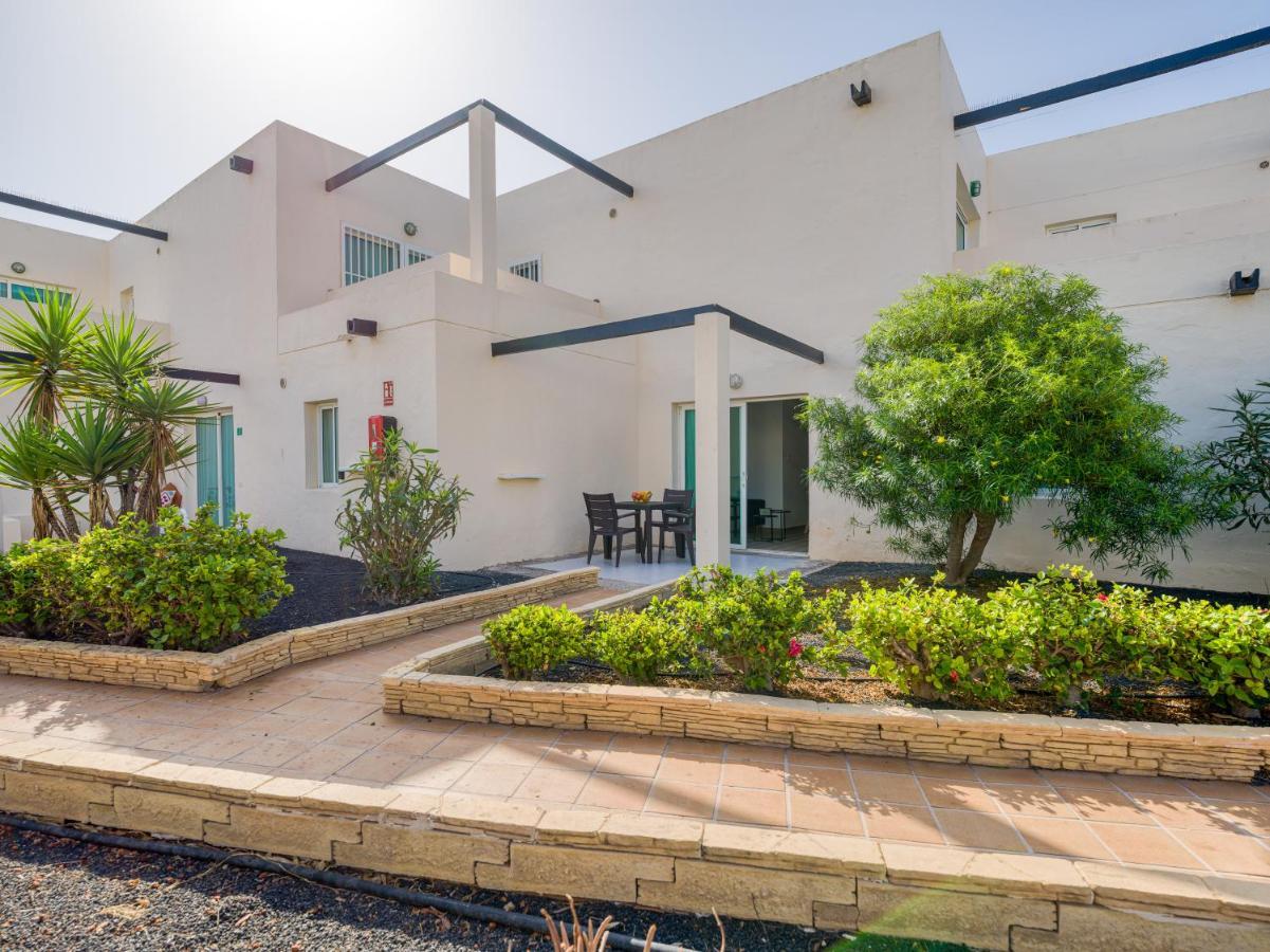 Homeforguest Moderno Apartamento Con Piscina En Corralejo Exterior foto