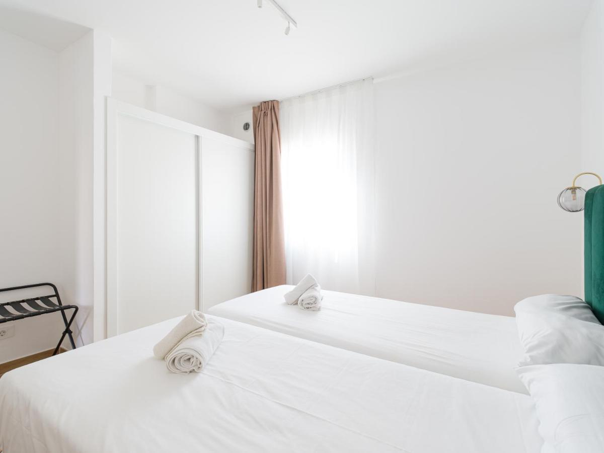 Homeforguest Moderno Apartamento Con Piscina En Corralejo Exterior foto